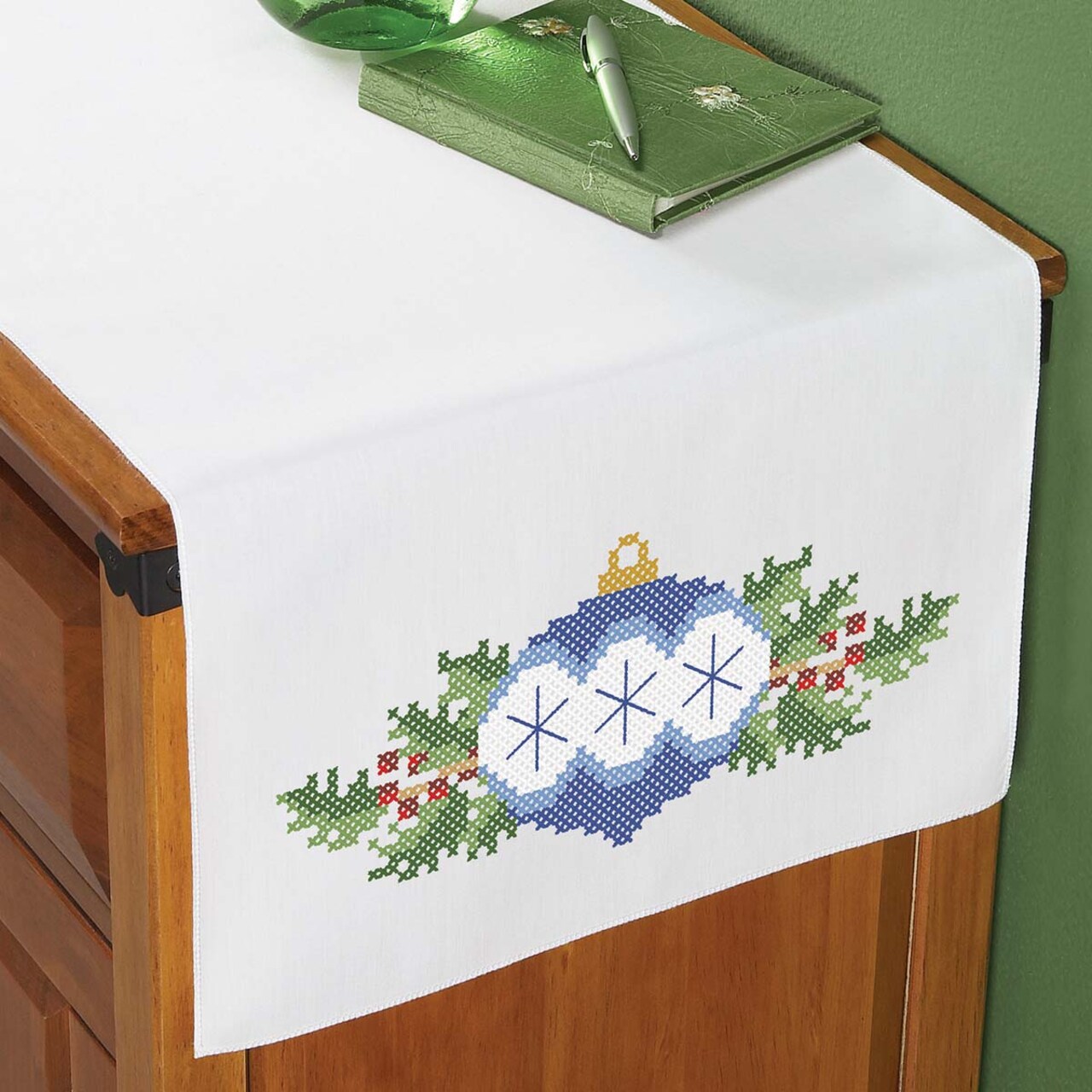 Herrschners Mistletoe Bough Dresser Scarf Stamped Cross-Stitch